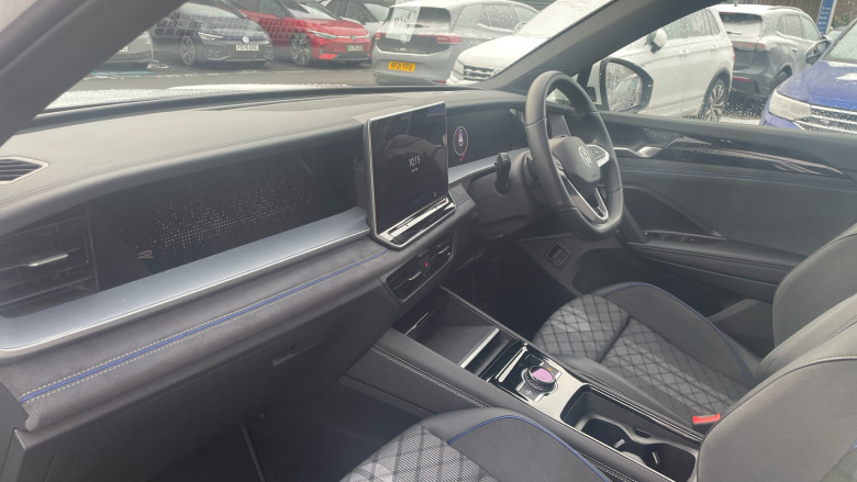 Volkswagen Tayron 1.5 TSI eHybrid R-Line Edition 5dr DSG6 Estate